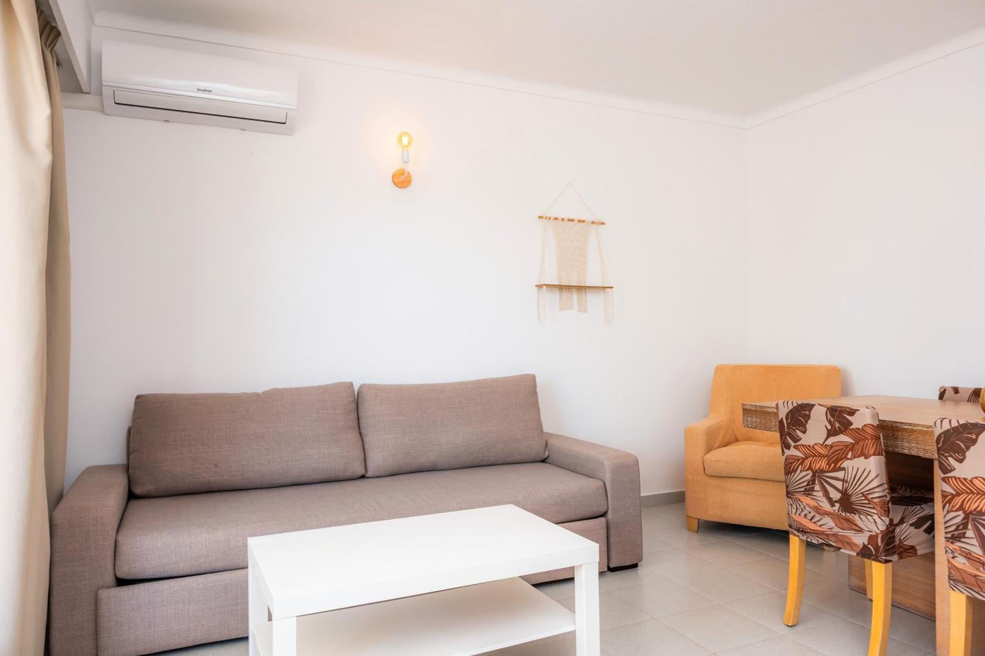 Felipe 2-4 Apartment *