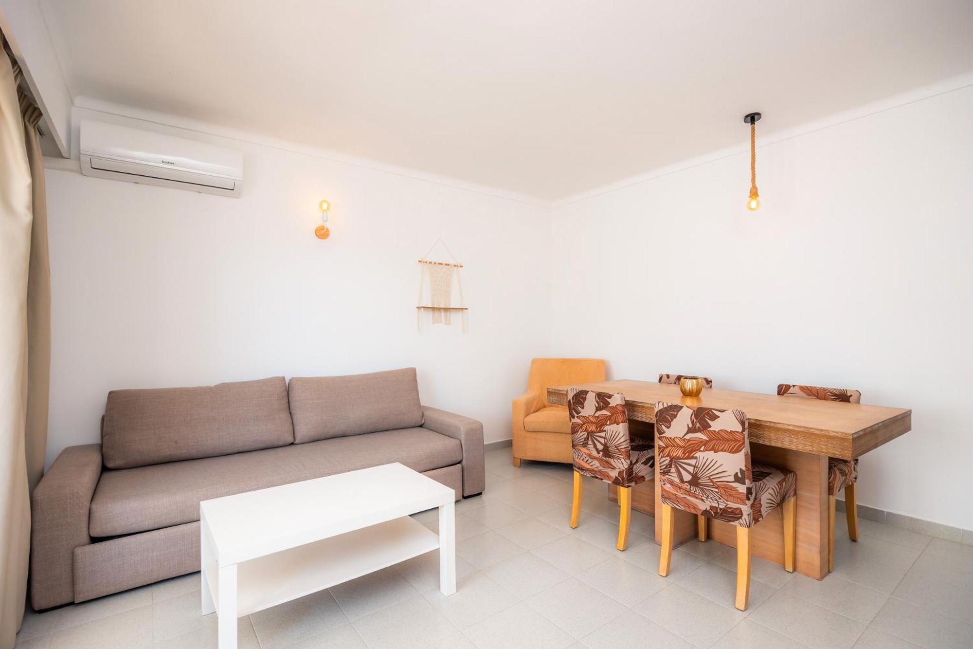 Appartement Felipe 2-4 *
